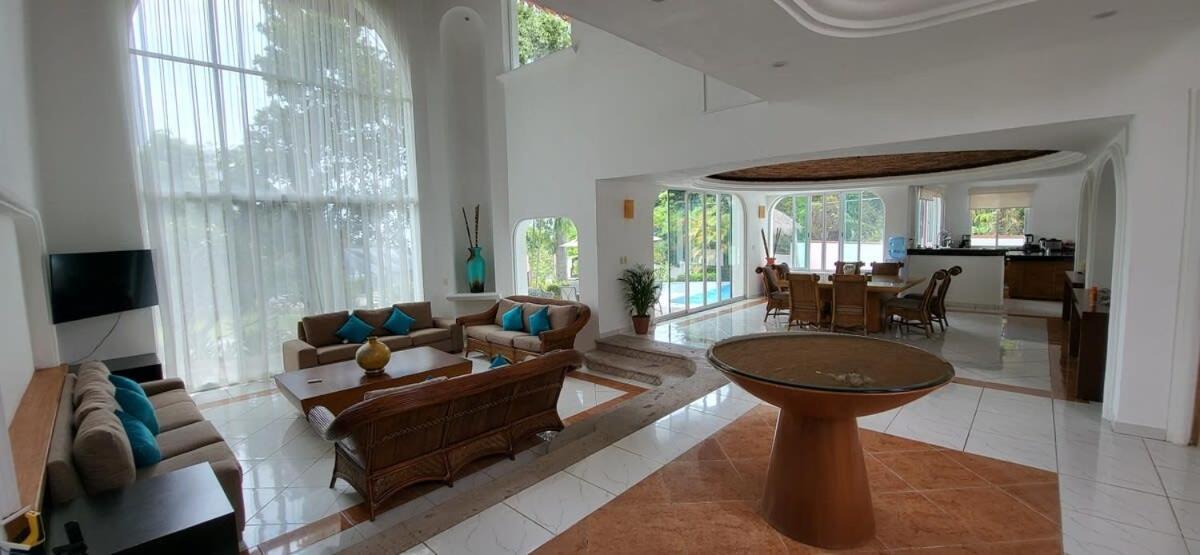 Villa Martha Garza Blanca - Private Heated Pool Пуэрто-Вальярта Экстерьер фото